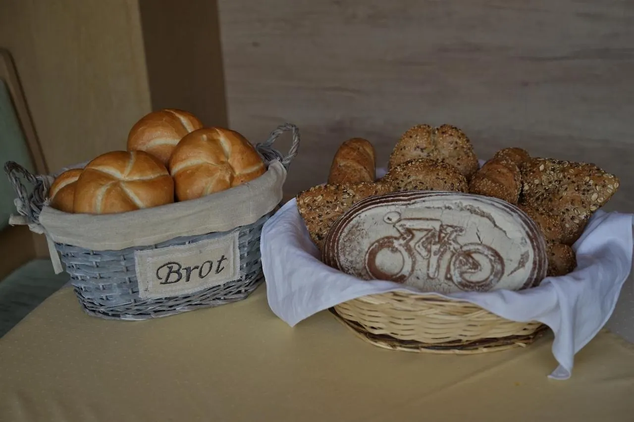 Bed & Breakfast Villa Cornelia Sölden Austria
