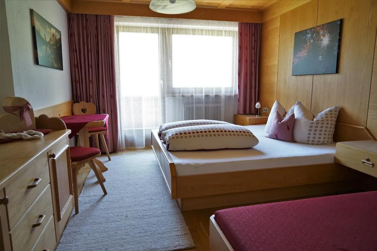 Bed & Breakfast Villa Cornelia Solden
